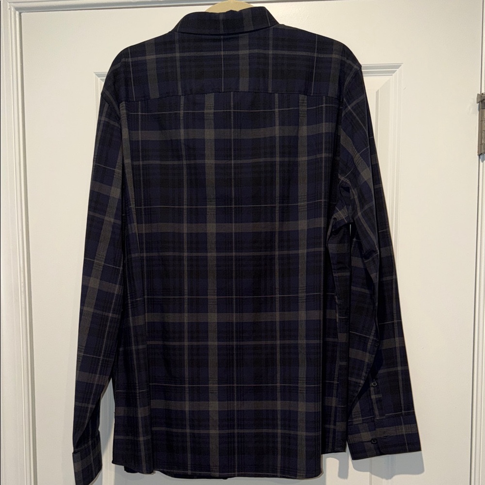 Men's Navy and Charcoal Plaid Button-Up Shirt - Picture 4 of 4